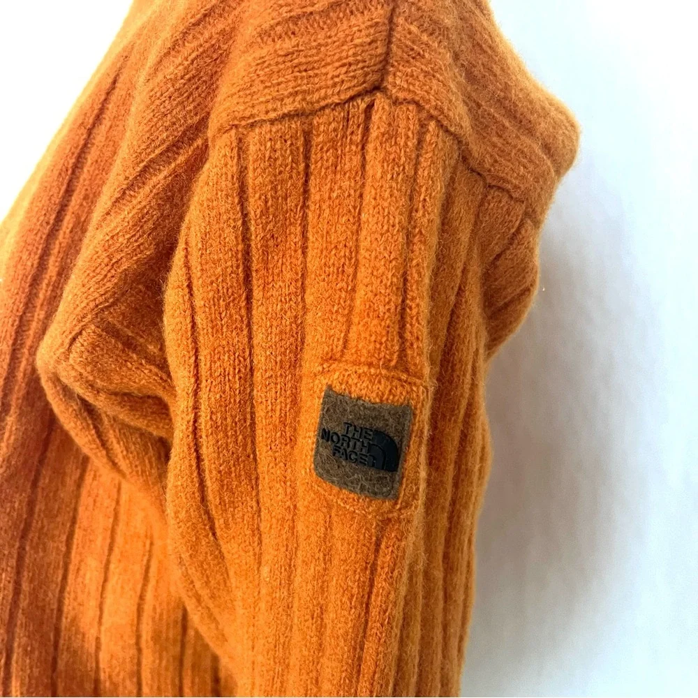 THE NORTH FACE MEN ORANGE SWEATER - Picture 6 of 11